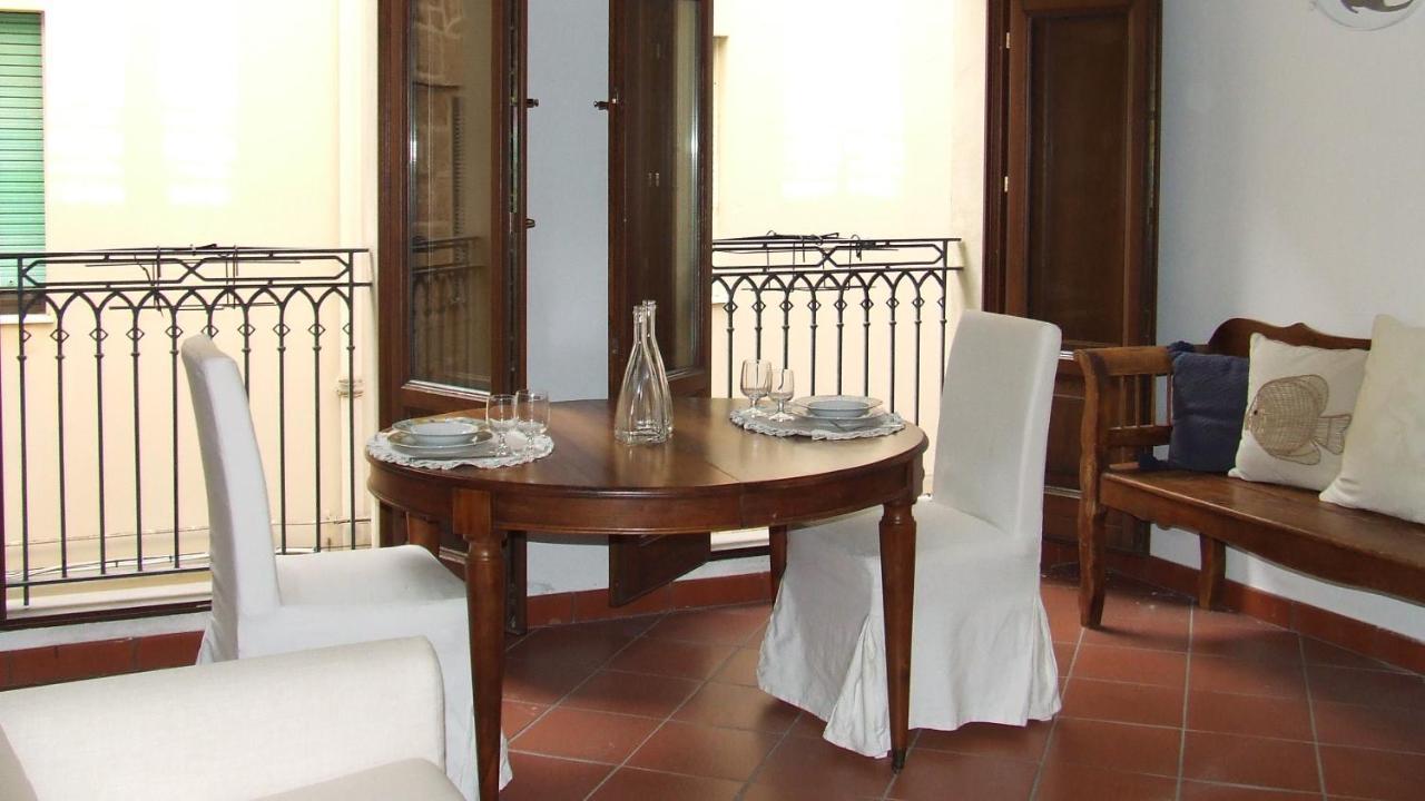 Roma 46 Apartment Alghero Ngoại thất bức ảnh